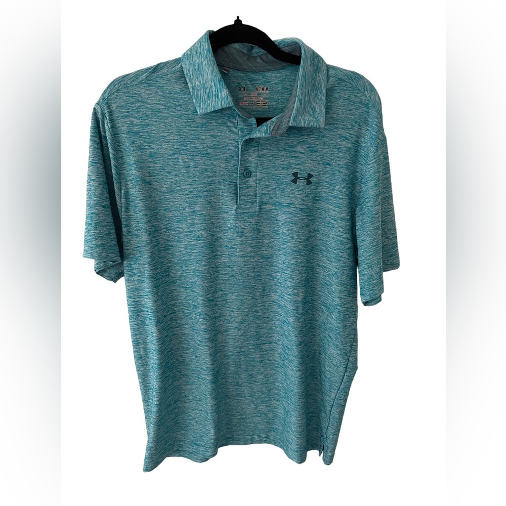Under Armour Shirt size model